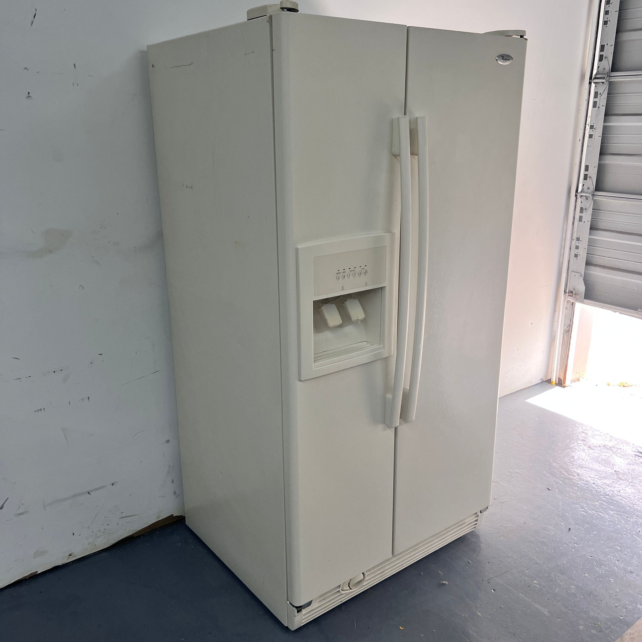 Whirlpool Side by Side Refrigerator Whirlpool Side by Side Refrigerator